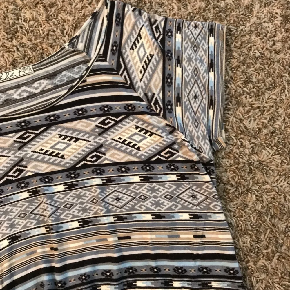 Chloe K tribal print crop top - Image 6