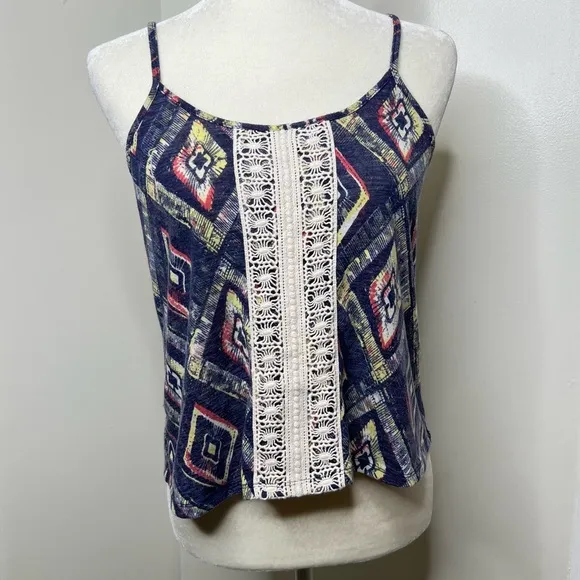 Xhilaration Geometric Tank Top Size Small Crocheted Panel - Image 2