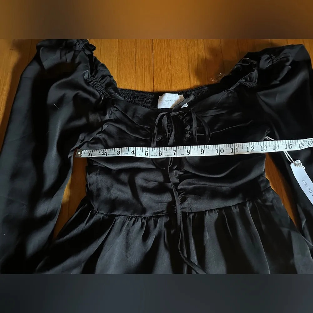 Six/Fifty Silky Black Milkmaid Top with Keyhole Bow and Ruffles, Size S, NWT - Image 3