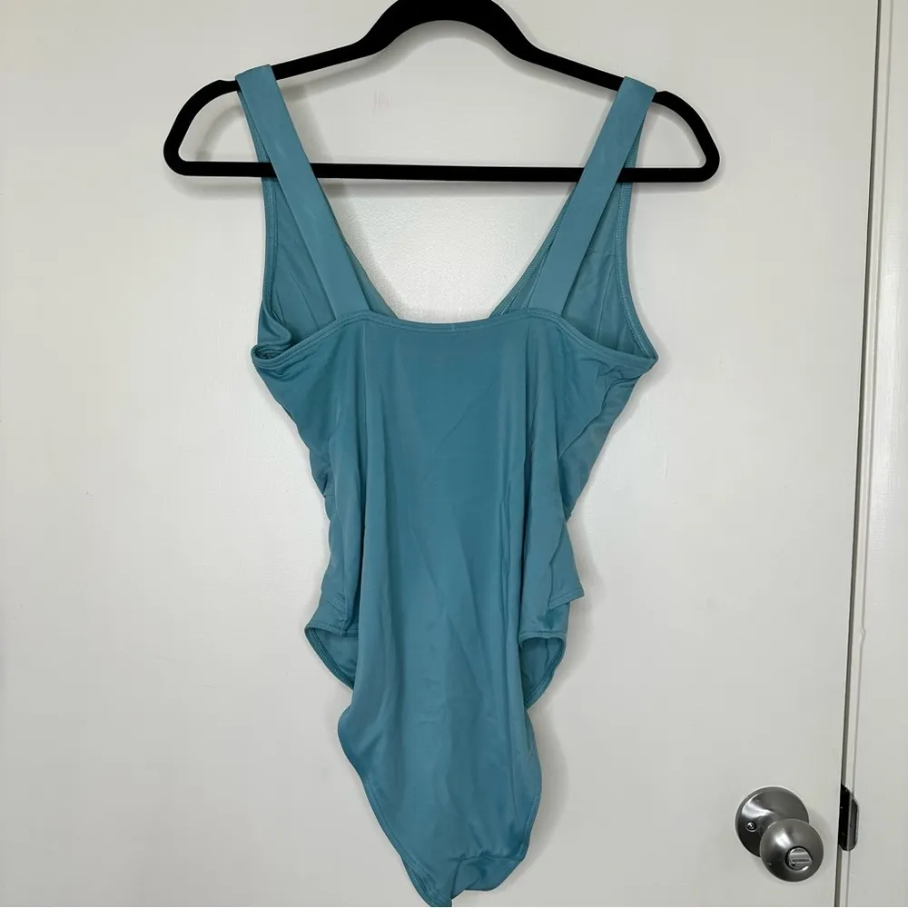 Andie The Capri One Piece Swimsuit in Bay Blue - Image 11