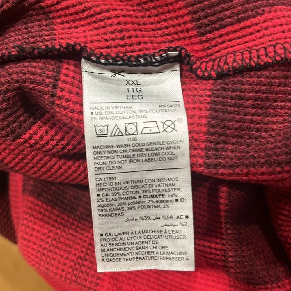 Old navy women’s thermal 2 piece red buffalo print sleep set size XXL. - Image 5