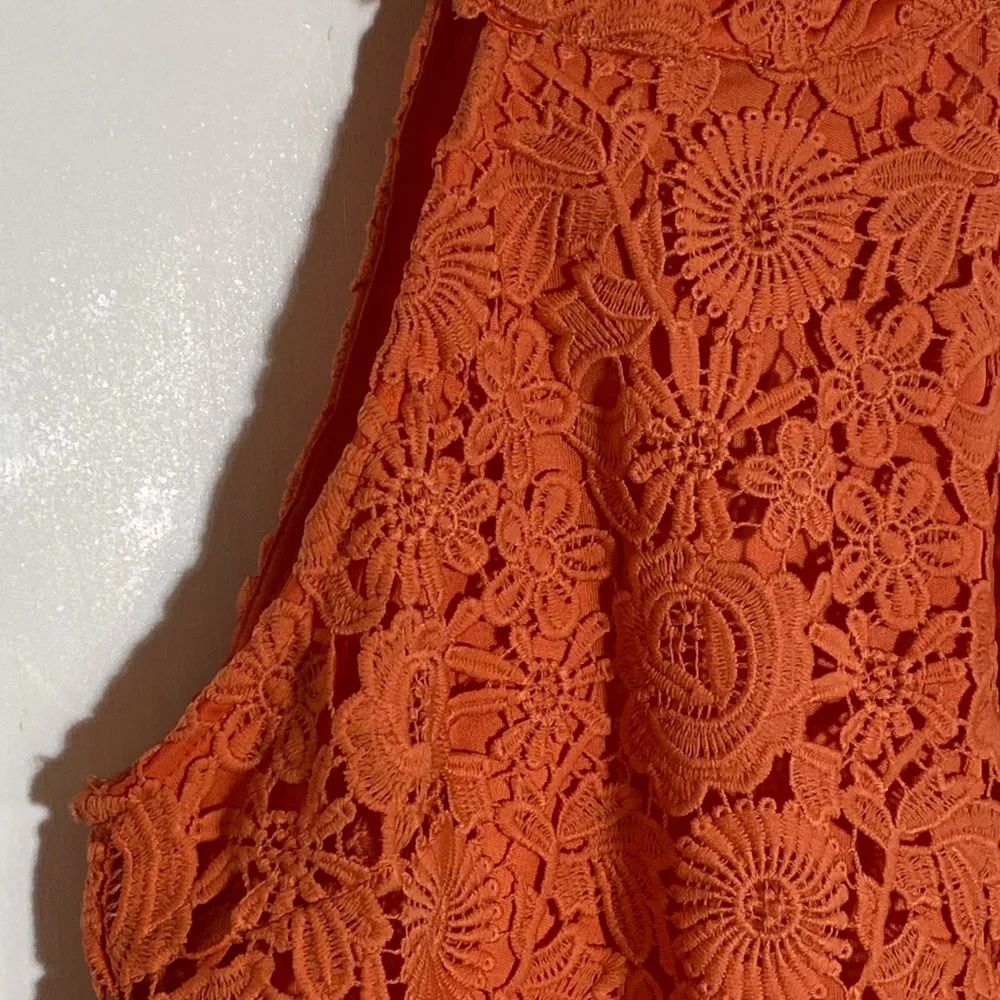 LU LU’S crochet dress. XS sleeveless - Image 8