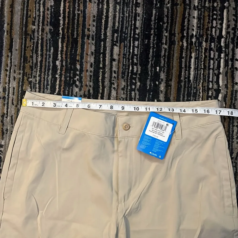 Columbia Women’s Silver Ridge Utility Active Fit Capris - NWT - Image 11