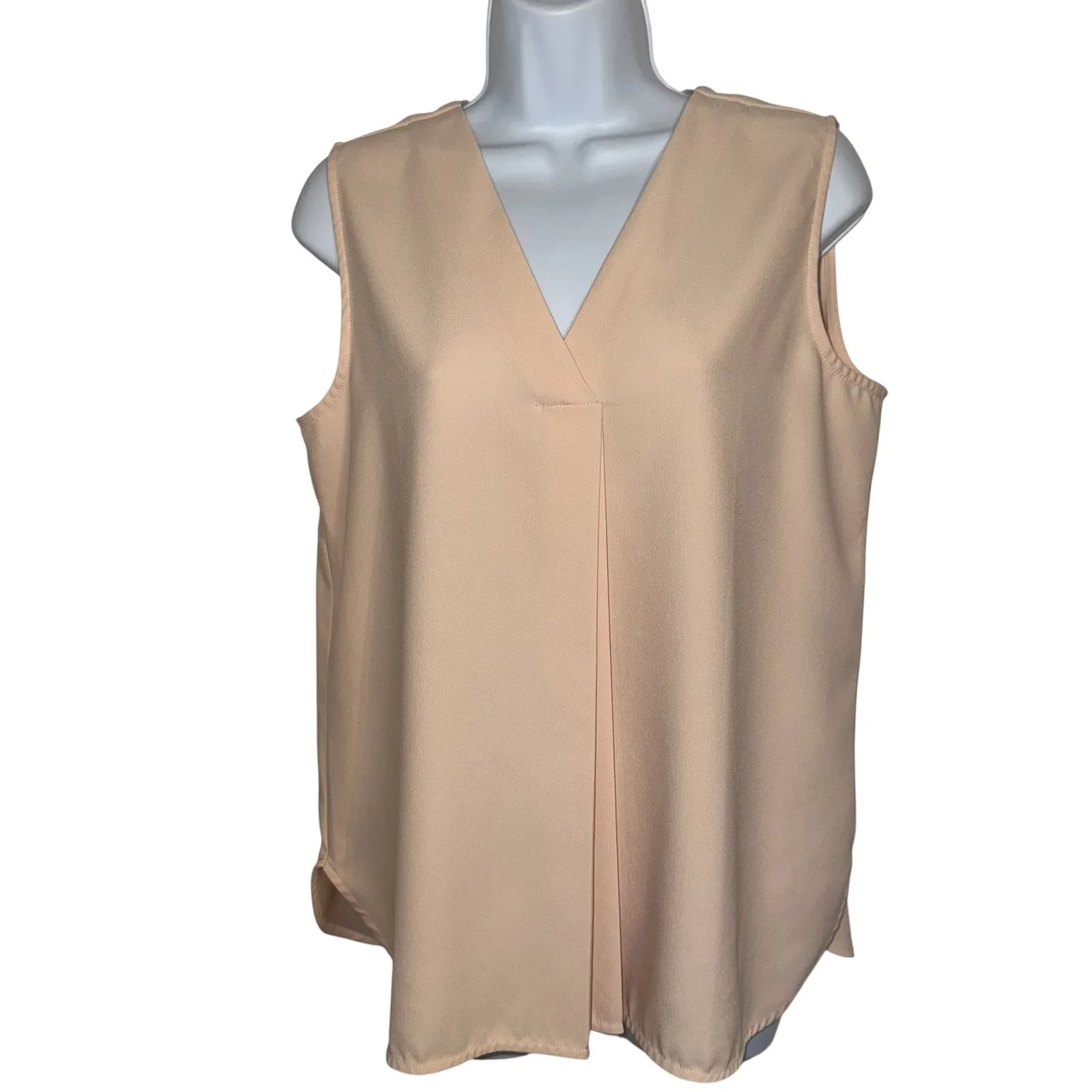 ELIZABETH‎ & CLARK Light Peach Unstainable Vegan Silk Pleated Blouse NWOT Small Size 6 - Image 2