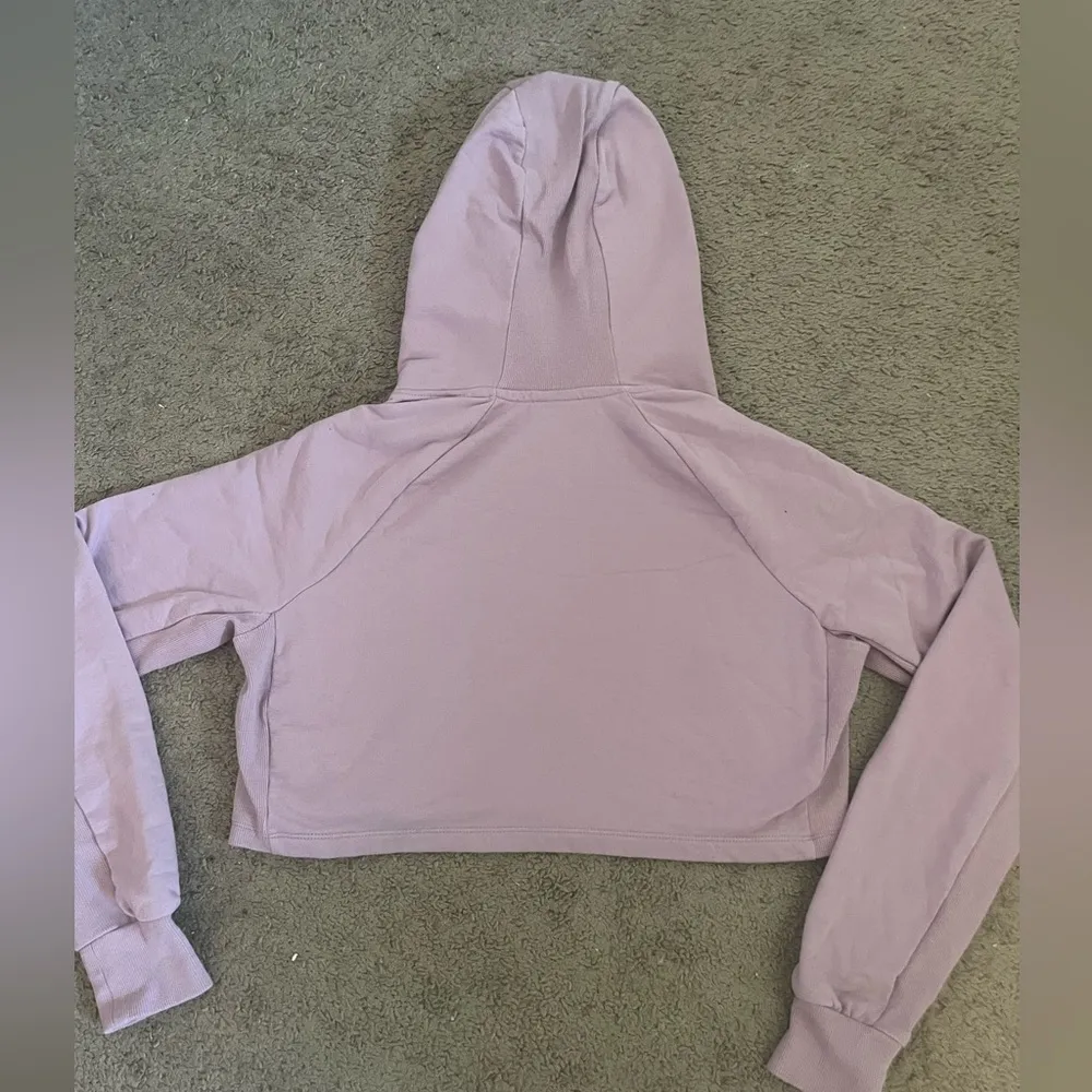 Gymshark cropped sweatshirt hoodie - Image 2