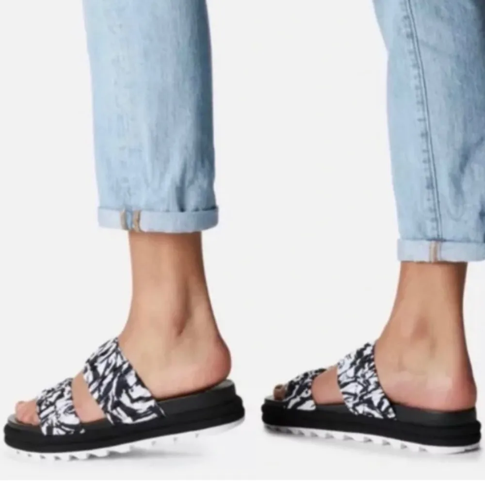 roaming two strap platform slide sandals women Size 9.5 - Image 2