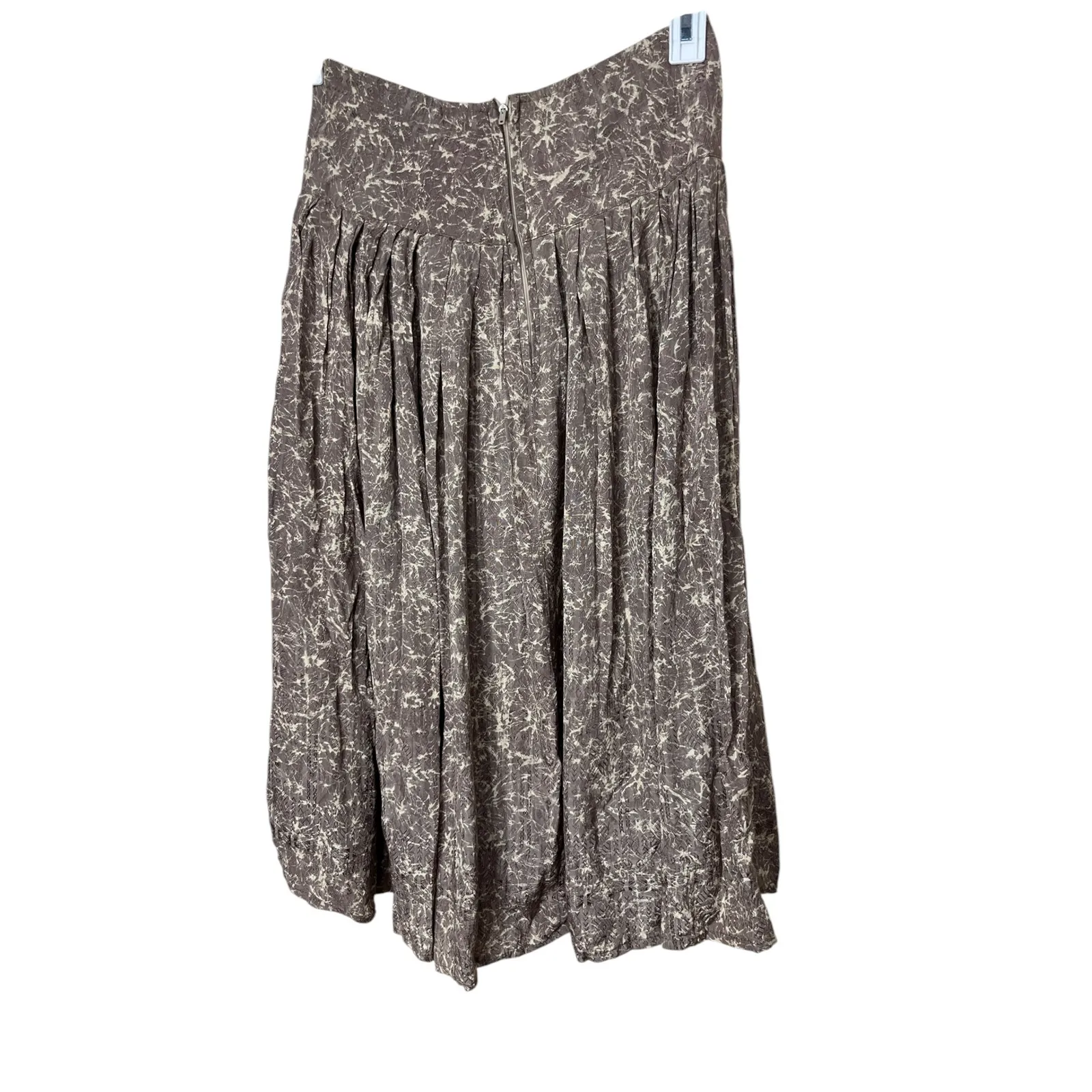 Women's Pleated Midi Skirt‎ - Image 5