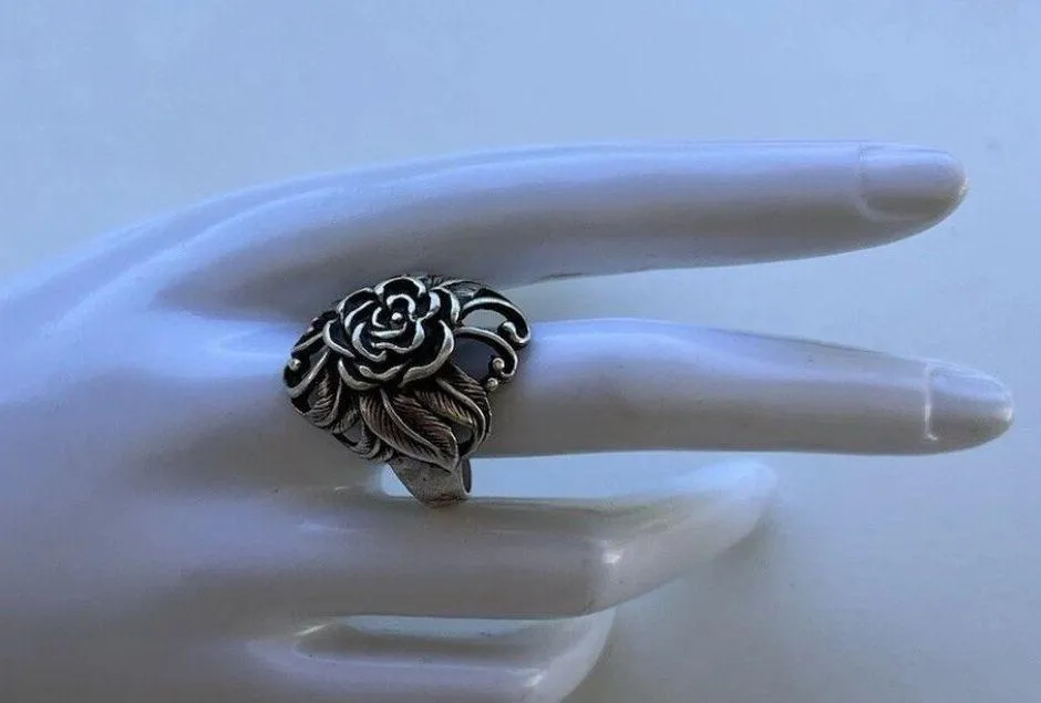 Vintaghe 925 Sterling Silver Carved Rose Flower Ring size 10 Signed Stamped - Image 5