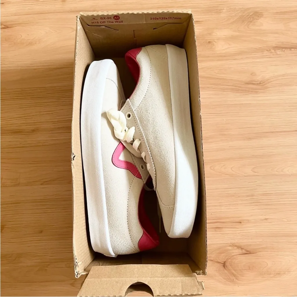 Vans Sport Low Shoes Women 8.5 US
Men's 7.0 US - Image 10