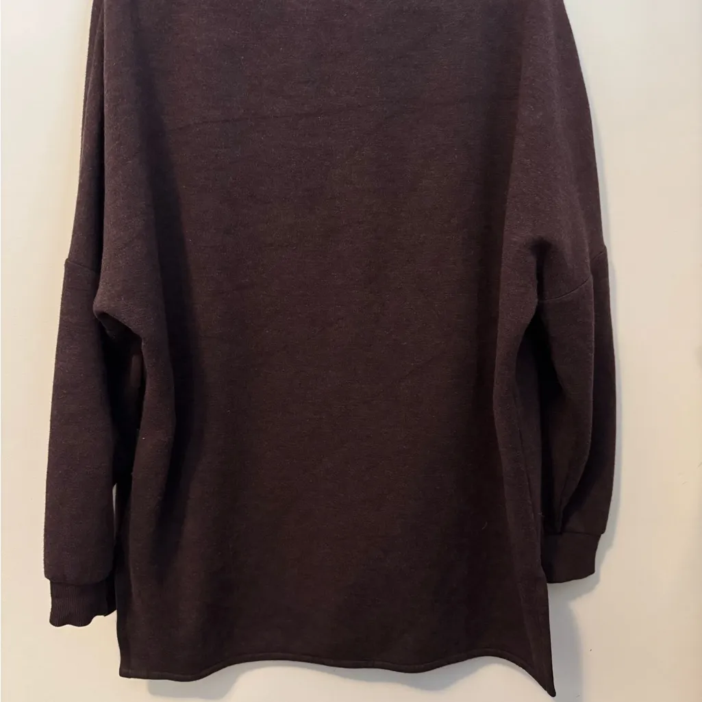 Varley Dark Brown Crewneck oversized Sweatshirt small - Image 5
