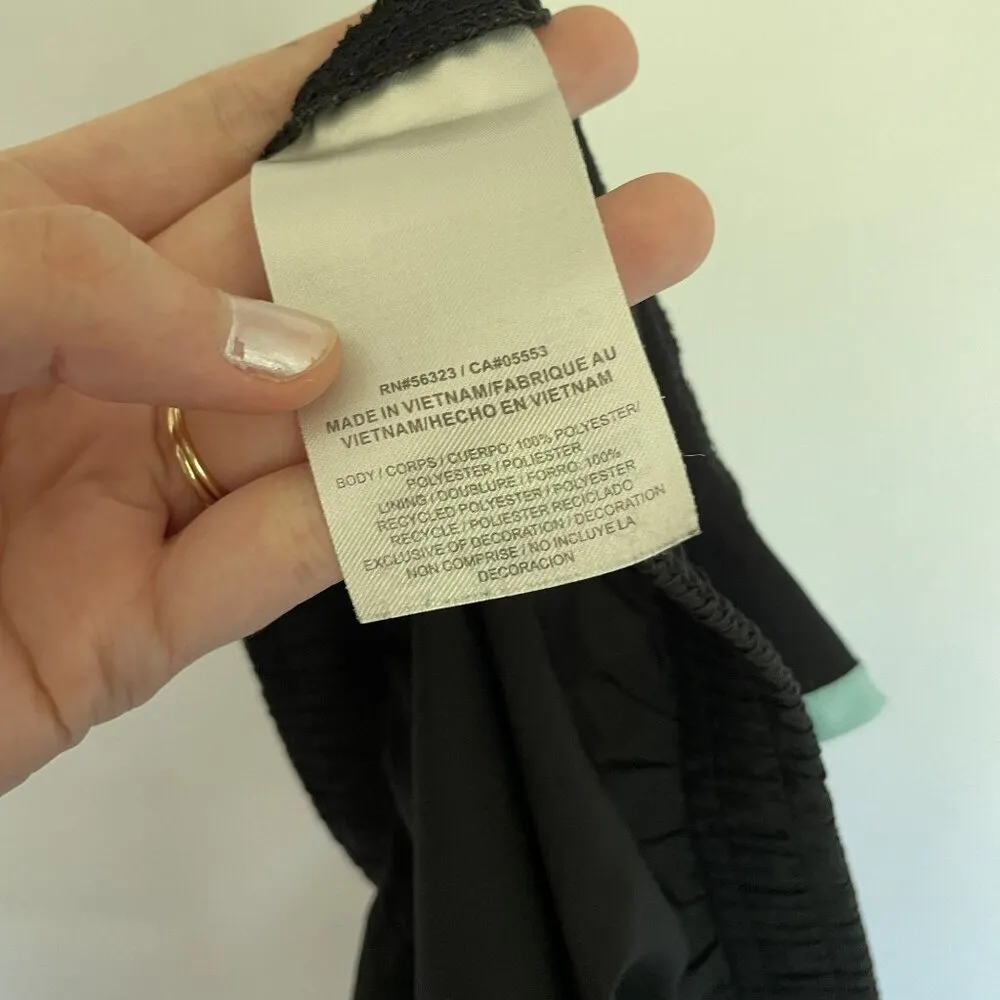 Nike shorts women's size XS black and green athletic pants casual lightweight - Image 5