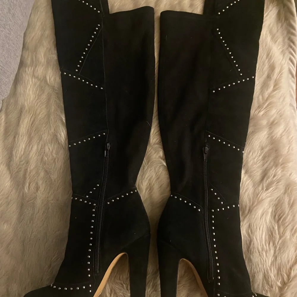 Vince Camuto VP Carlene Black Embellished Leather Suede Over The Knee Boots EUC - Image 6
