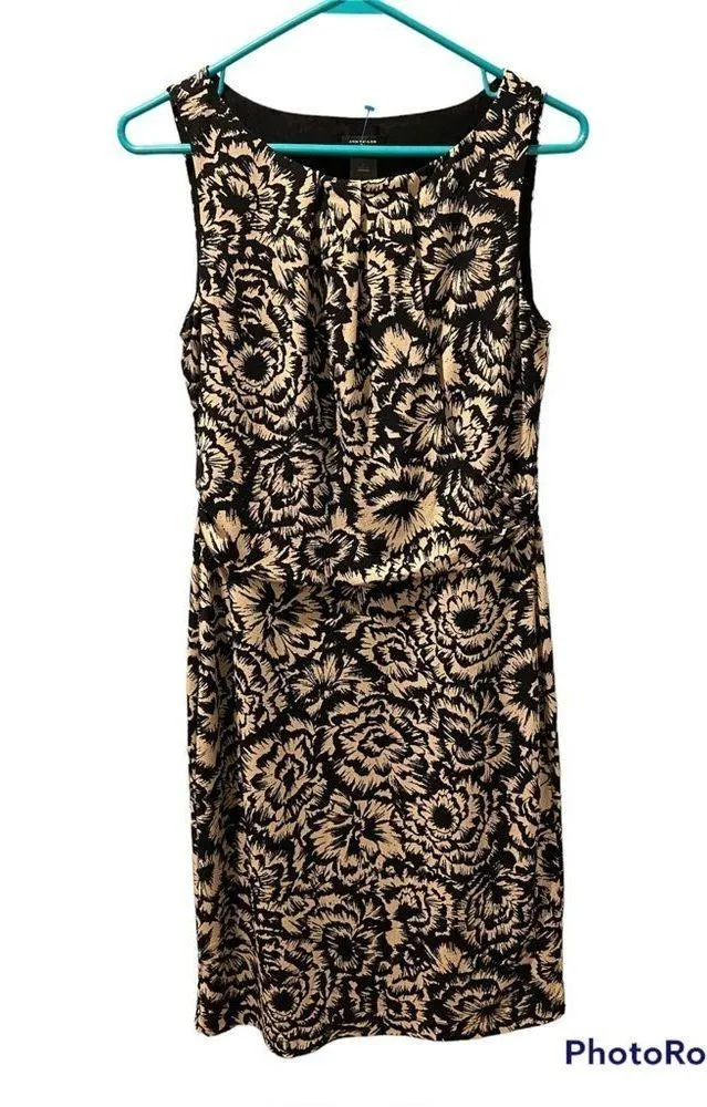 Ann Taylor black & cream colored drop waist floral tunic dress-Size Small - Image 6