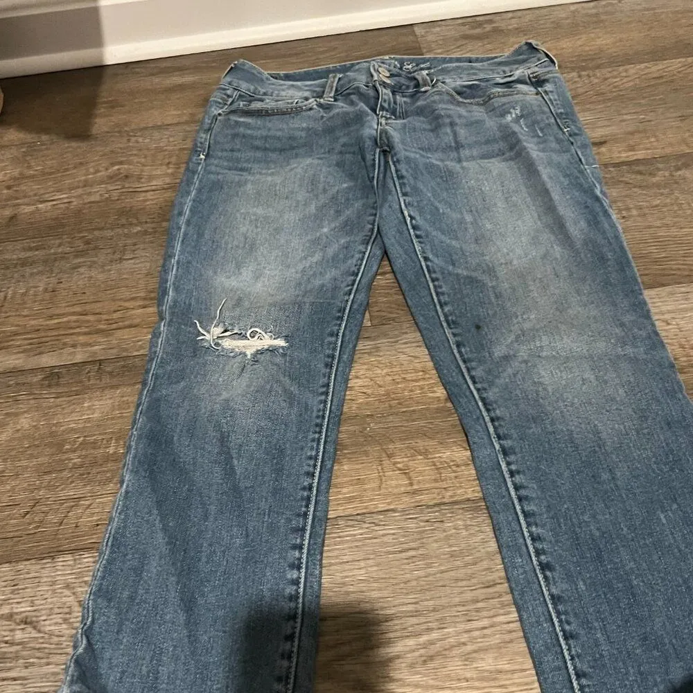 American Eagle artist jeans 6 - Image 4