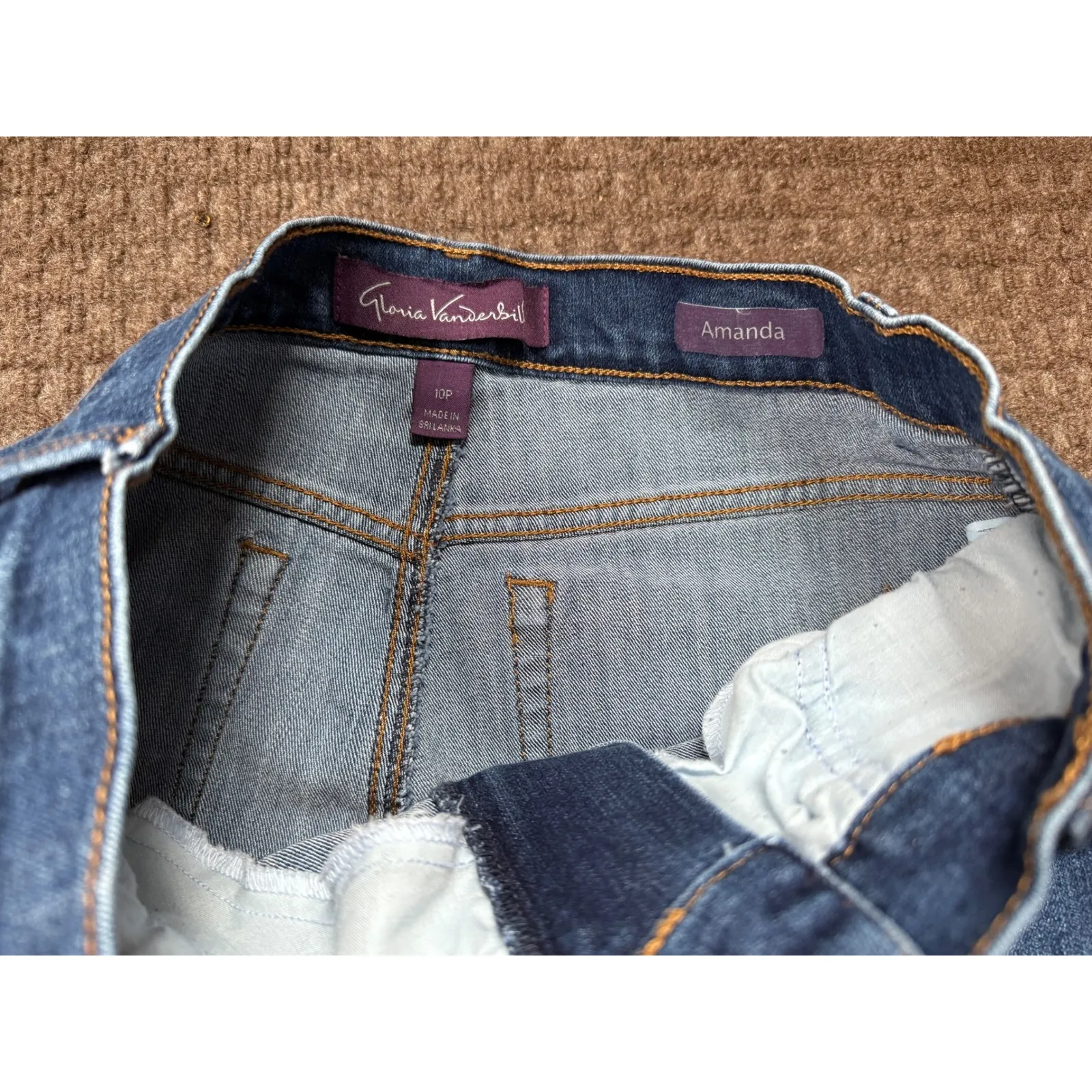 Gloria Vanderbilt Amanda Jeans Women's 10P Petite‎ Classic Fit Comfort Stretch - Image 4