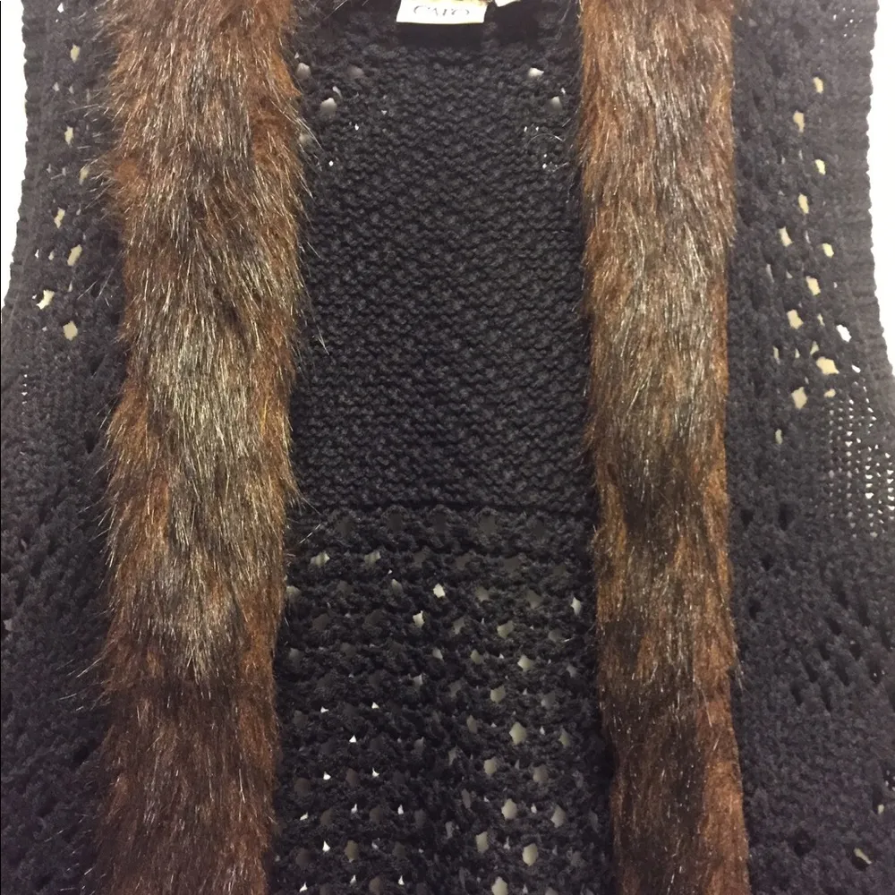 OFFERS COND. CATO KNITTED VEST SIZE S- EXCEL COND. - Image 3