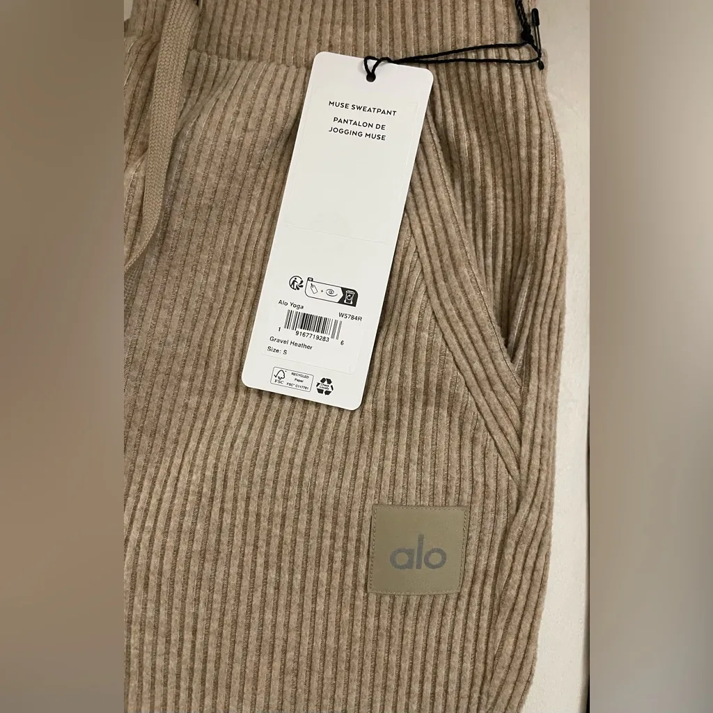 ALO Yoga Muse Sweatpants Joggers Ribbed in Gravel Heather Color Size S - Image 6