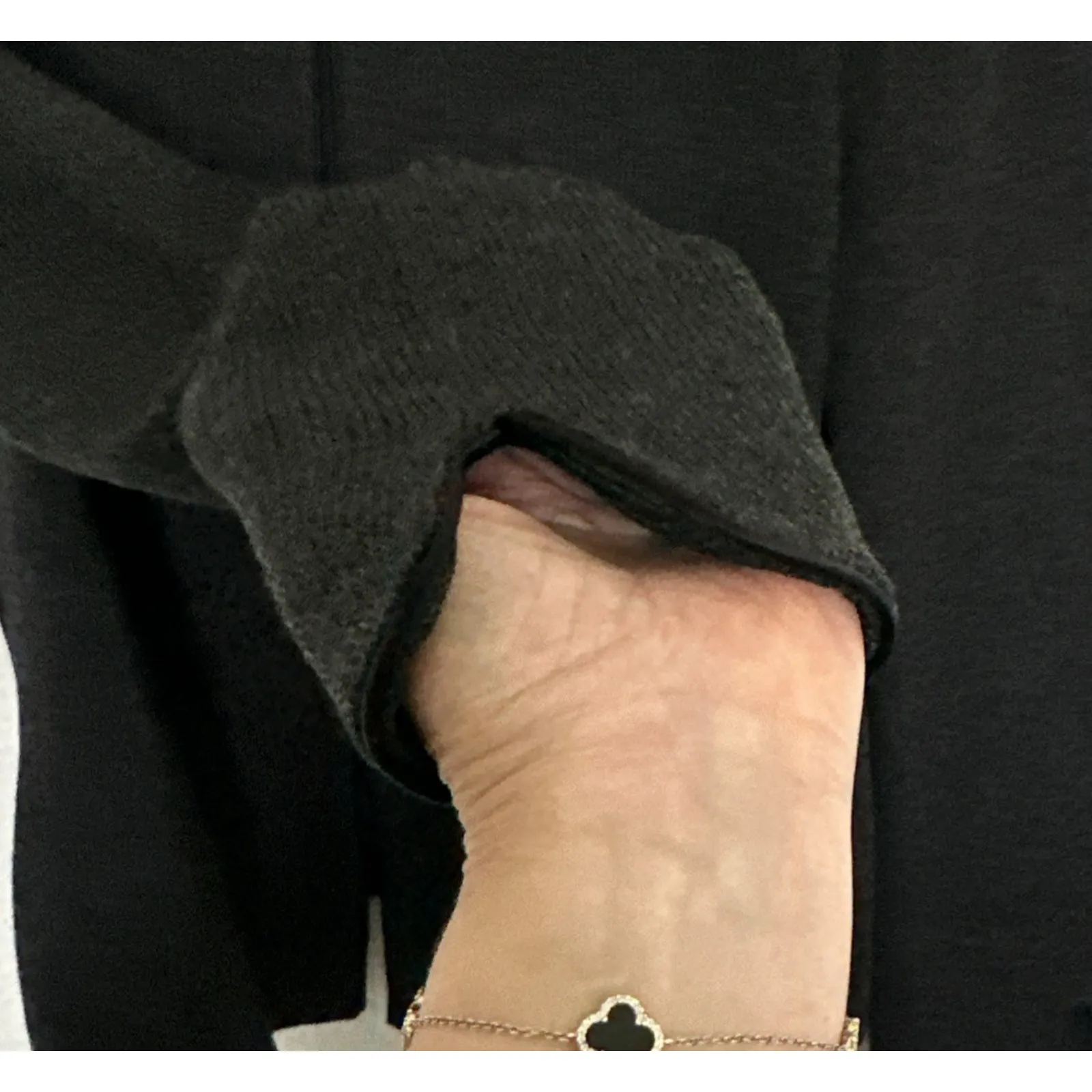 St John Collection 1pc sz 8 Graphite Gray Santana Knit Jacket 80% Wool20% Rayon. - Image 4