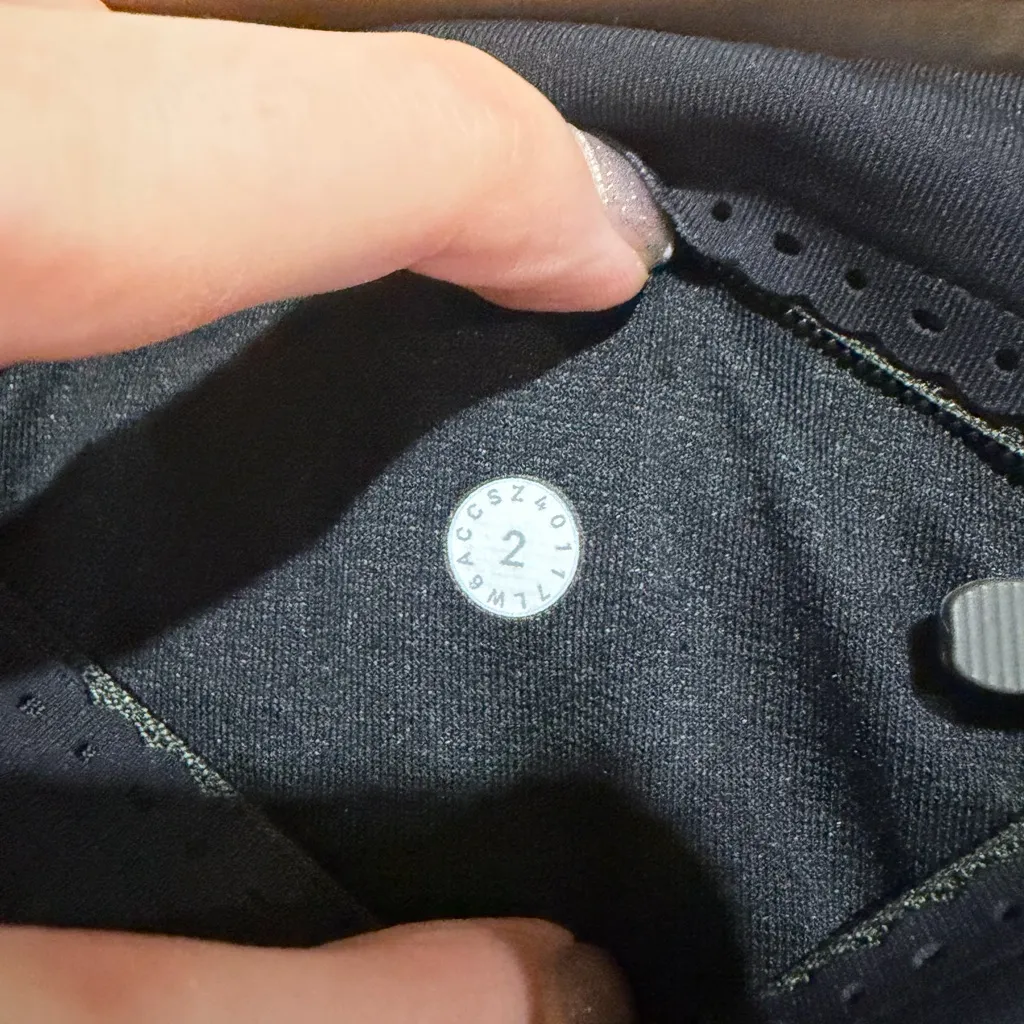 Lululemon Smooth Stride Crop leggings - Image 4