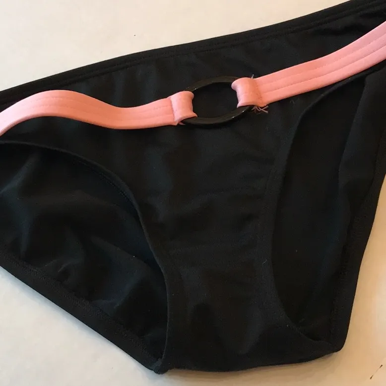Merona Swimsuit top and bottom - Image 3