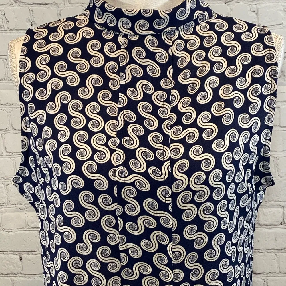 High Neck Sleeveless Top Size L - Image 2