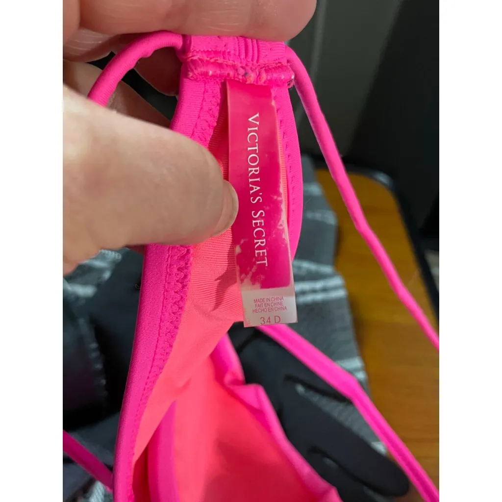 Women's Victoria's Secret Hot Pink Ruffle Bikini Top 34D - Image 3