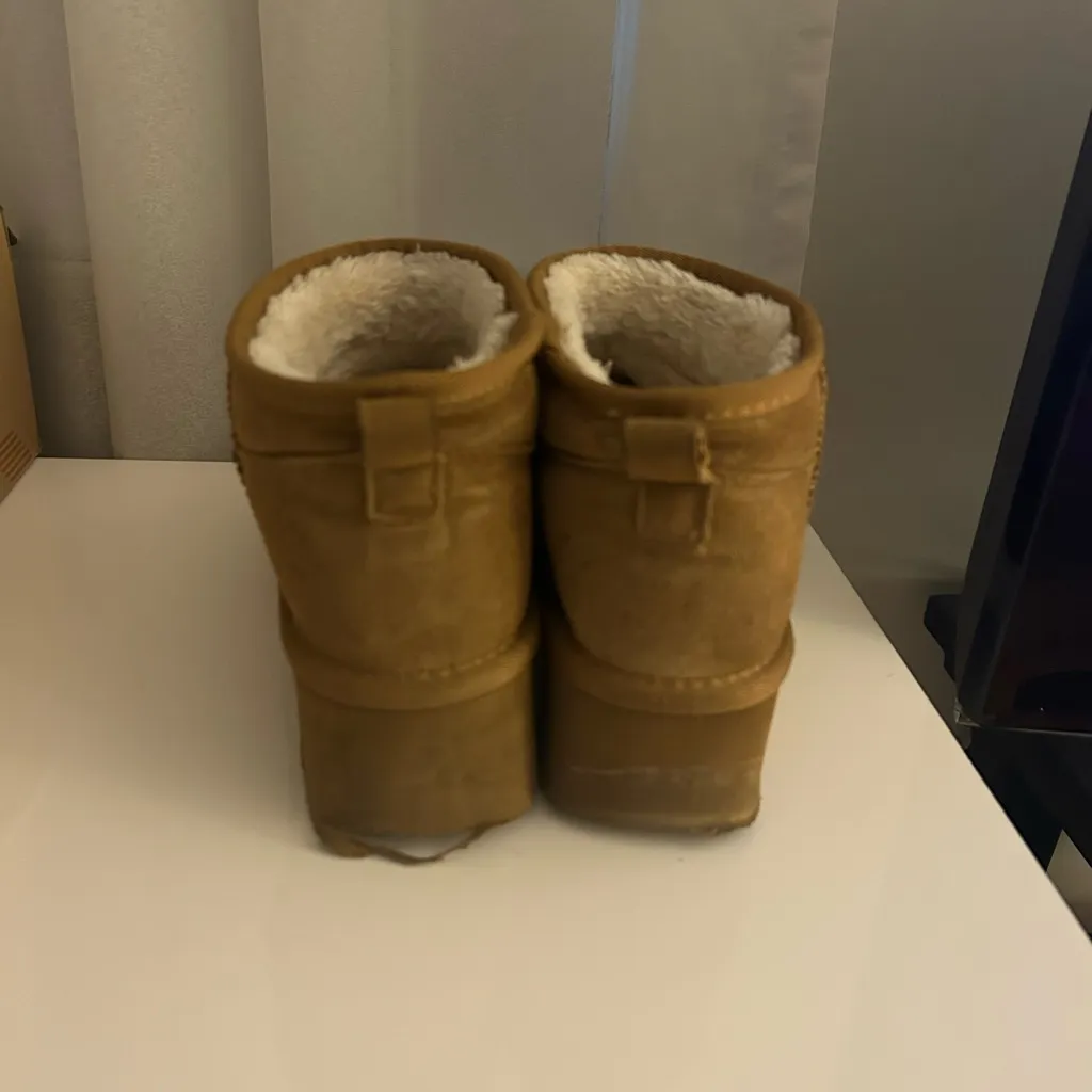 Cushionare Platform Winter Boots - Image 4