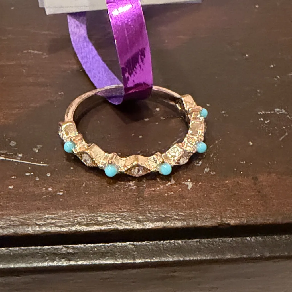Elegant Gold Toned and Turquoise Women's Ring - Image 2