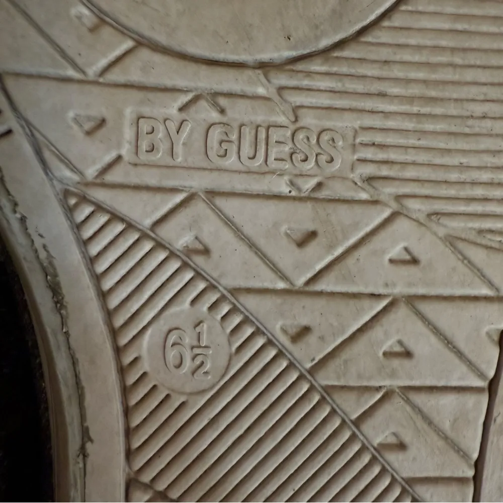 G by Guess Glitter High Top Sneakers Women’s Size 6.5 Stud Detail - Image 10