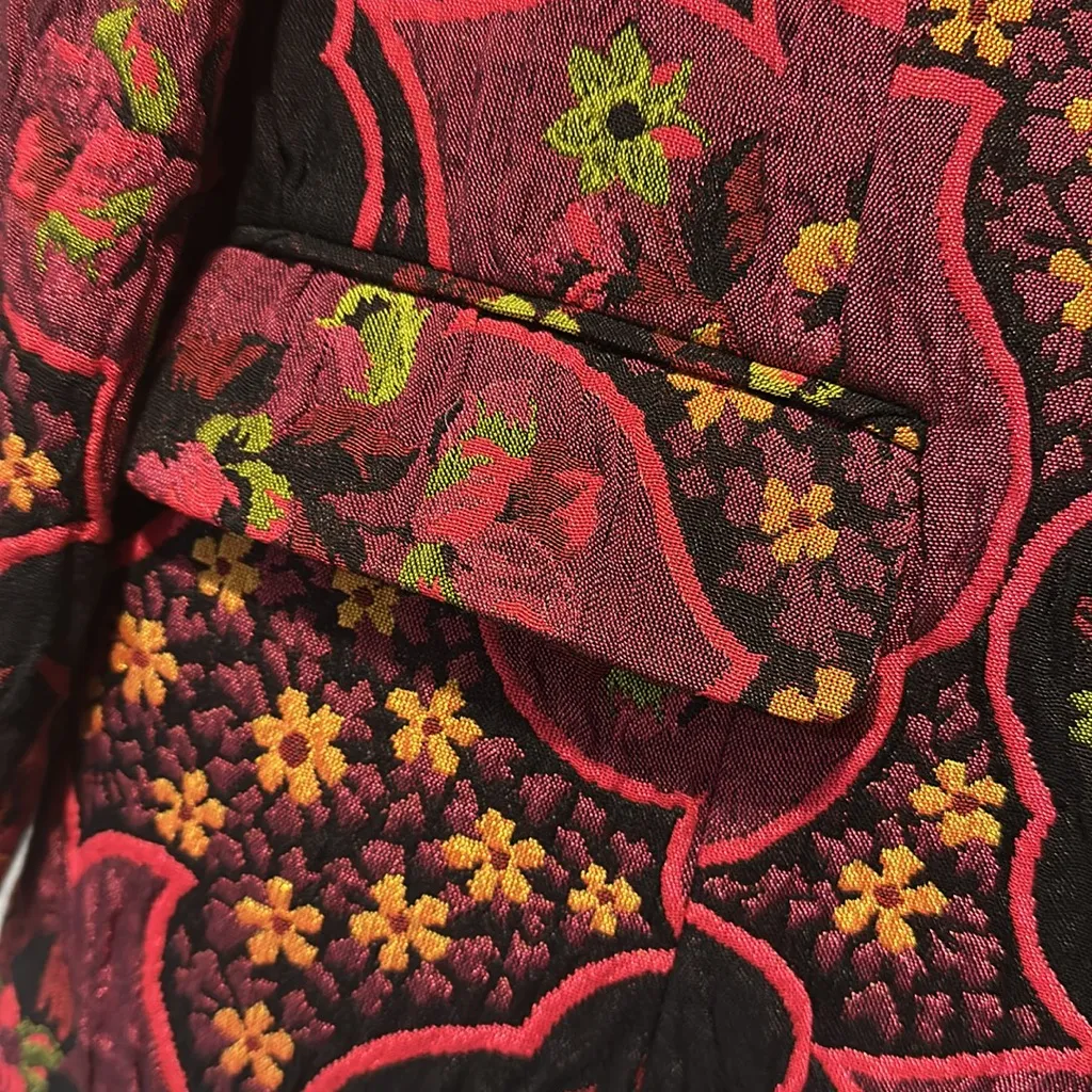 NWOT Tapestry type fabric Luciano Choi blazer Purple Size XL - Image 4