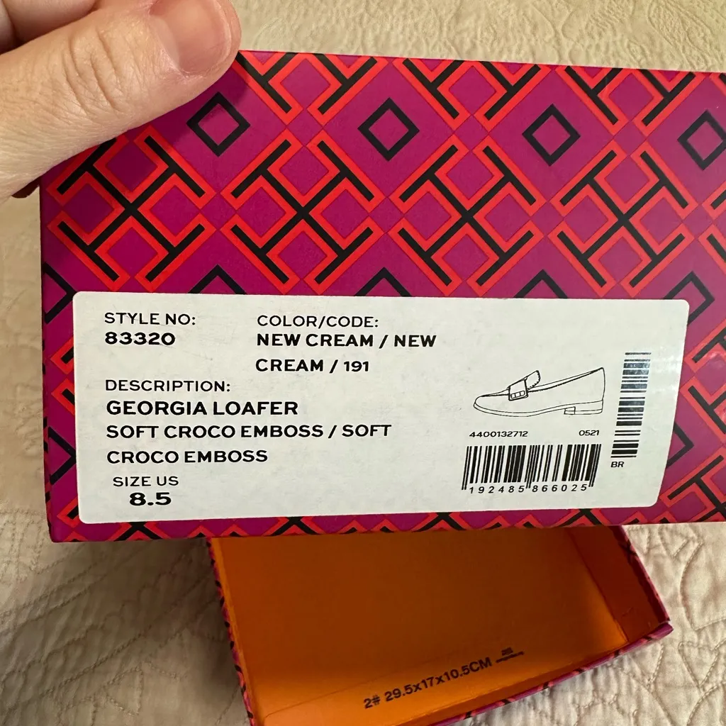 Tory Burch Cream Croc-Embossed Loafers - Image 5