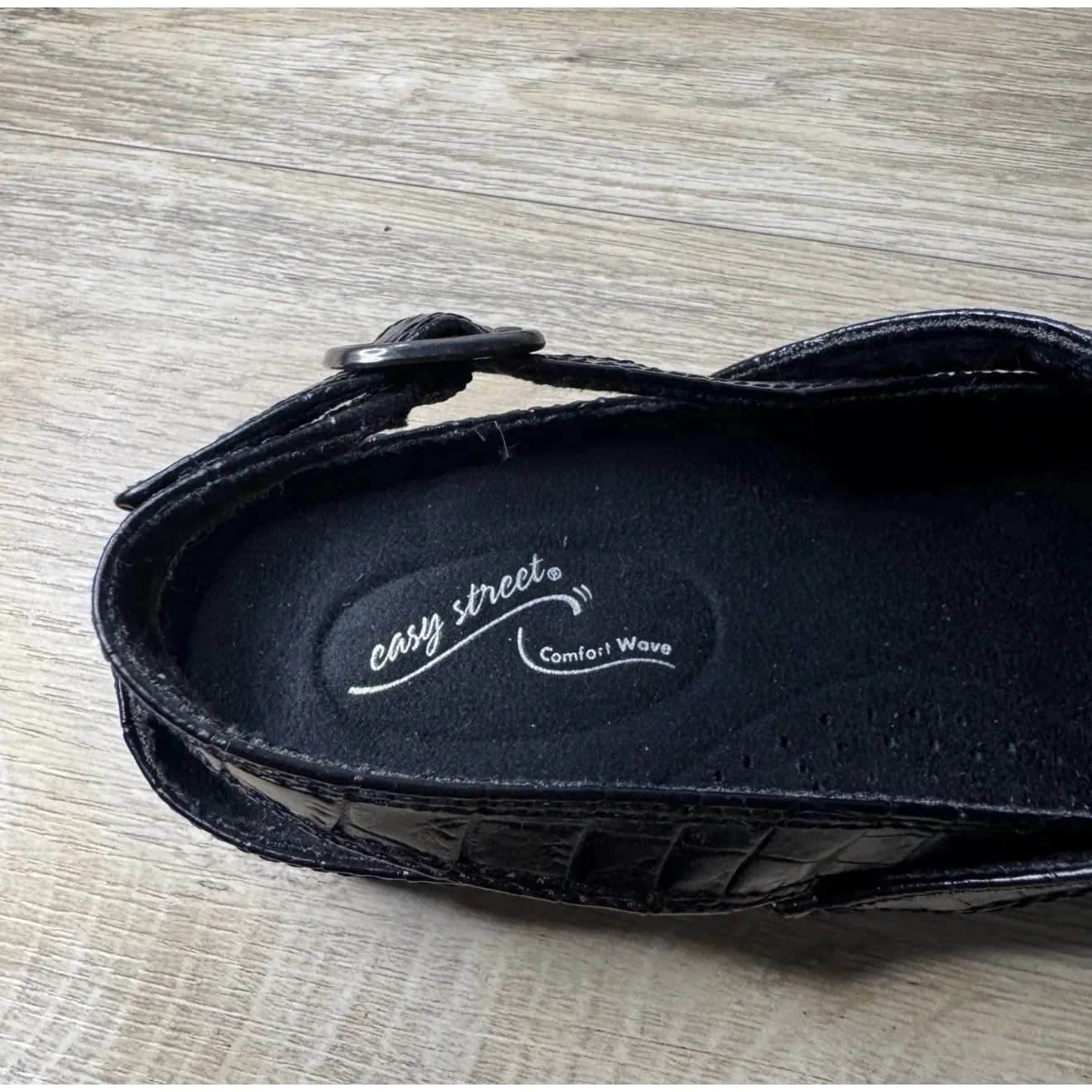 Easy Street Black Croc Embossed Slingback Clogs Mules Size 8W Comfort Walking - Image 9