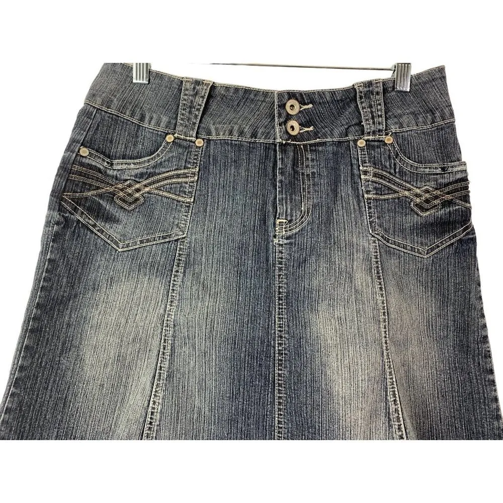 Rewind Women's Flare Denim Jean Skirt - Image 3