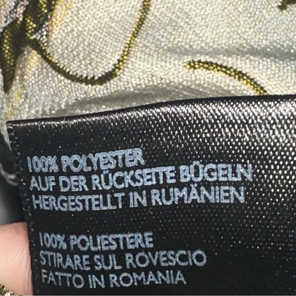 Urban Outfitters Floral Embroidered Textured Pelmet Mini Skirt Medium Green - Image 7