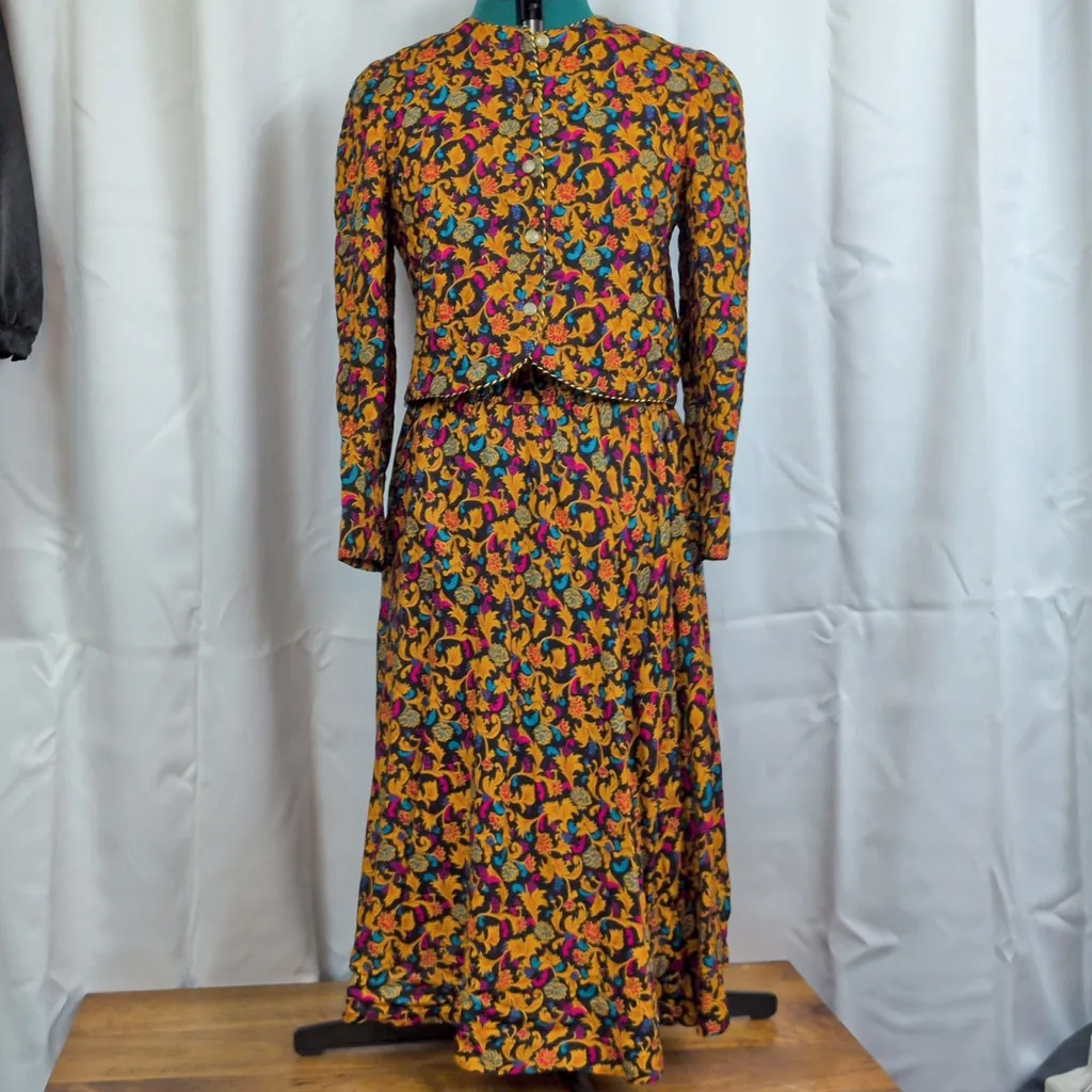 Vintage USA Made Rayon Skirt and Quilted Jacket Set 9/10 Orange Size undefined - Image 2