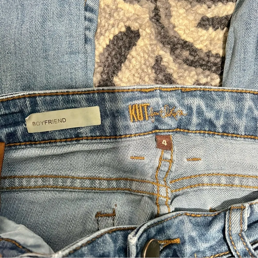 Kut From the Kloth Distressed Boyfriend Jeans Size 4 - Image 8