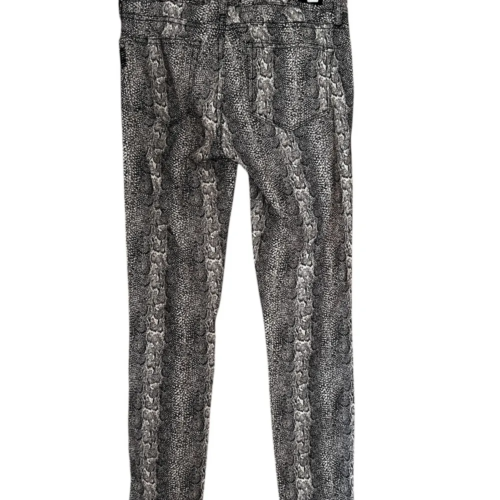 PAIGE jeans snake print pants sz 26 - Image 3