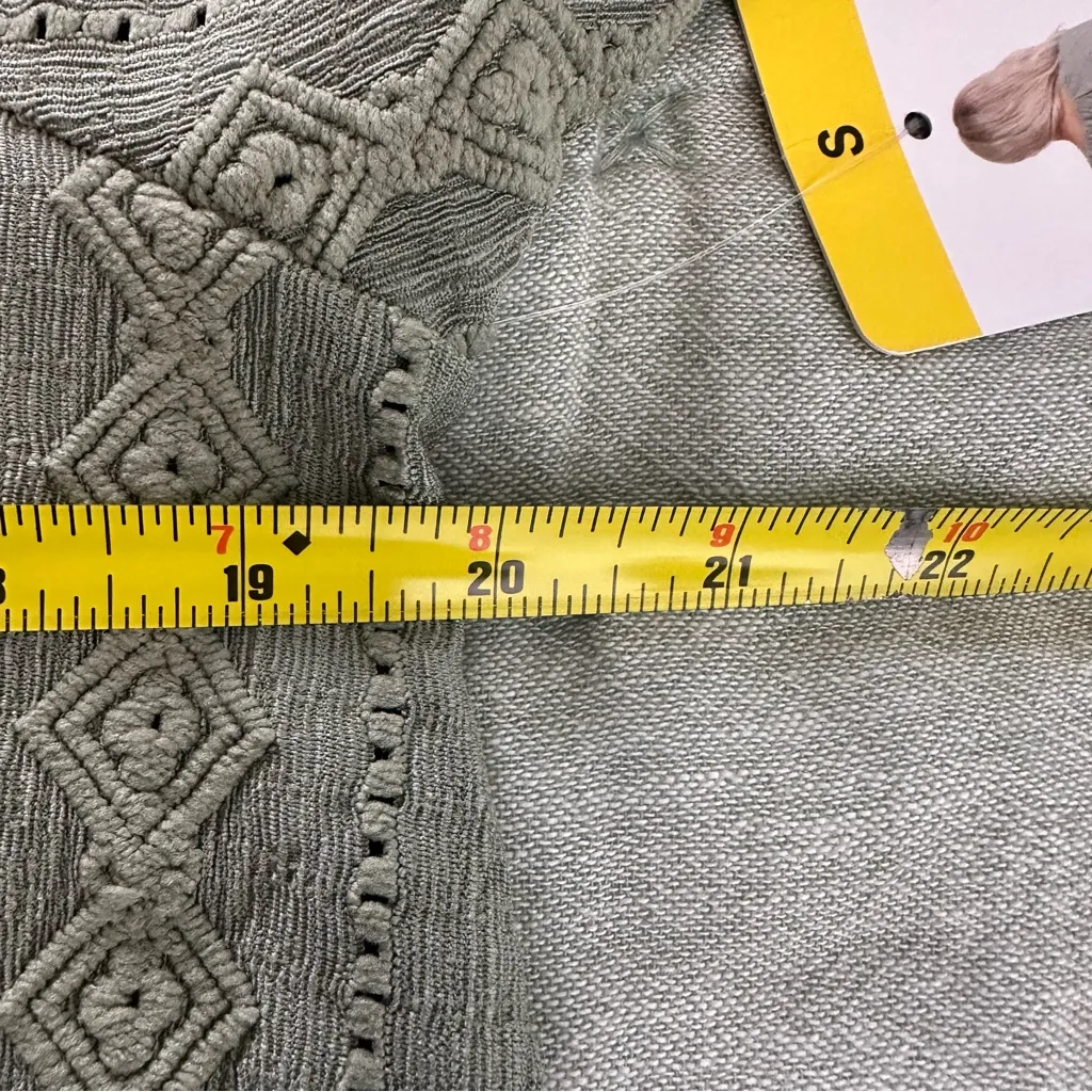 Frye Embroidered Boho Blouse Smocked Cuff Split Neck Green Long Sleeve S NWT - Image 8