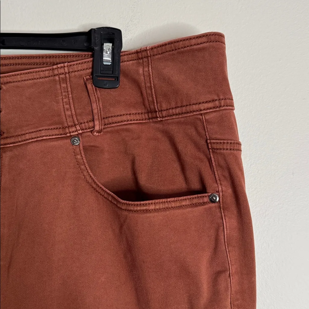 Lane Bryant Ultra Hi-Rise Flex Magic Waistband Jegging Jeans in Burnt orange 22 - Image 5