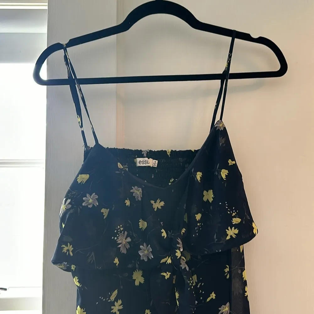 Essue  Maxi dress with a slit - Image 4