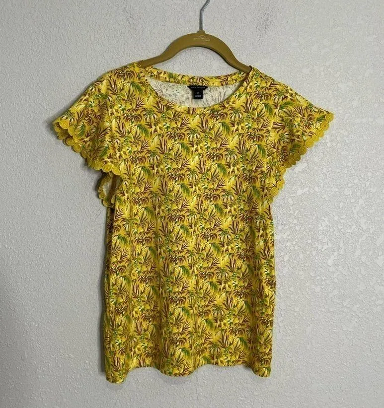 Ann Taylor Yellow Floral T Short Embroidered Trim Sleeve XS - Image 5