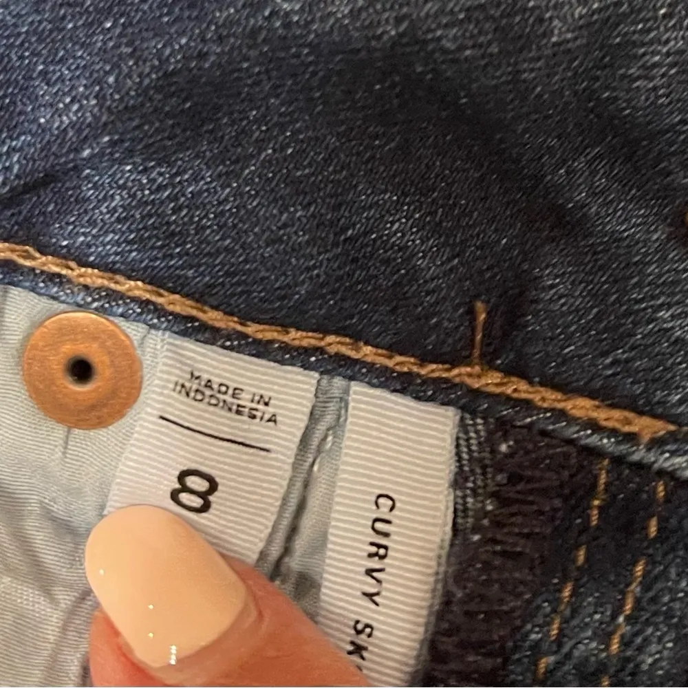 Loft outlet blue jeans. Size 8 - Image 4