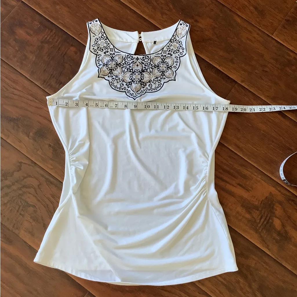 White house black market top EUC 🌹🌹🌹 - Image 5