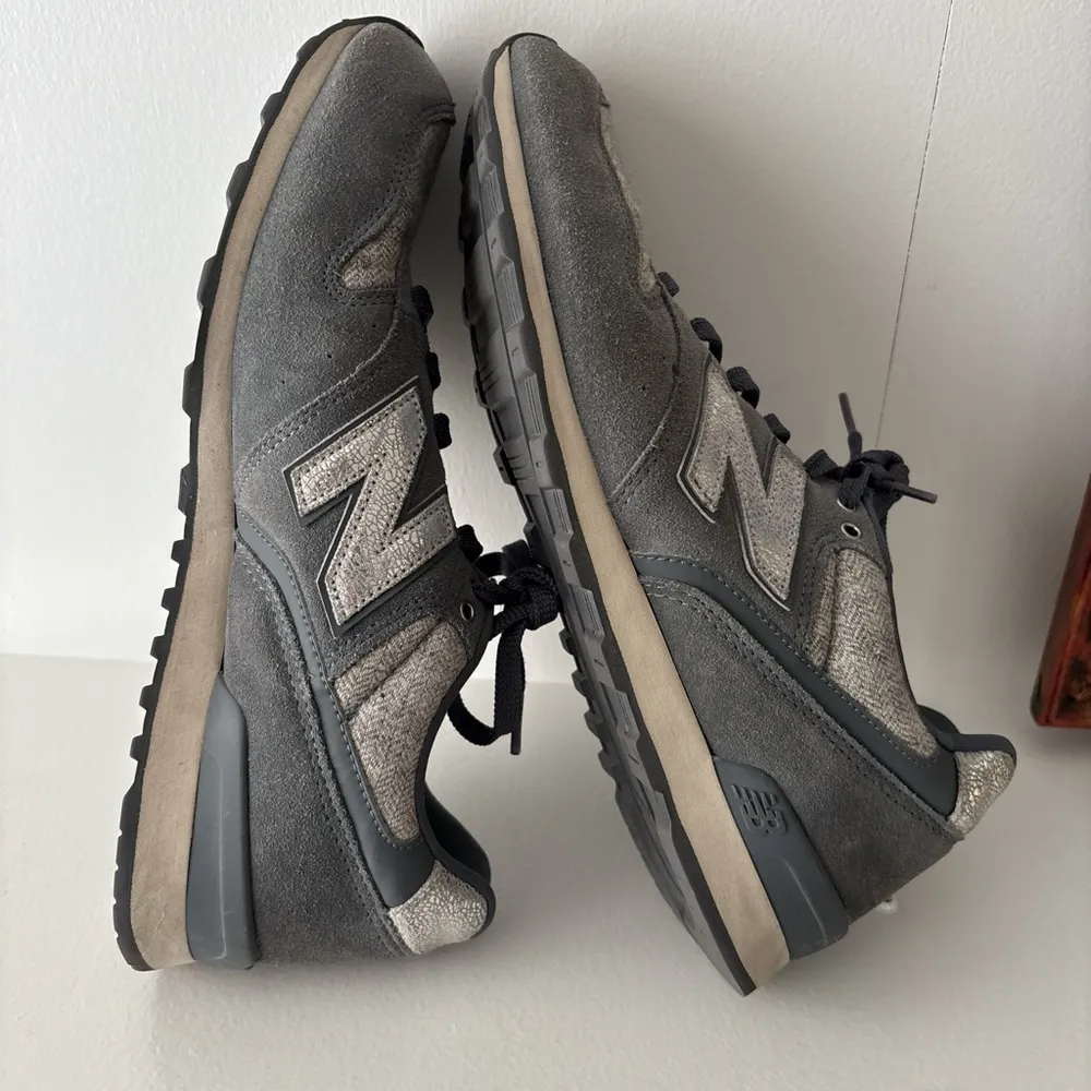 696 New Balance Gray Sneakers Classic Suede Mesh - Image 7