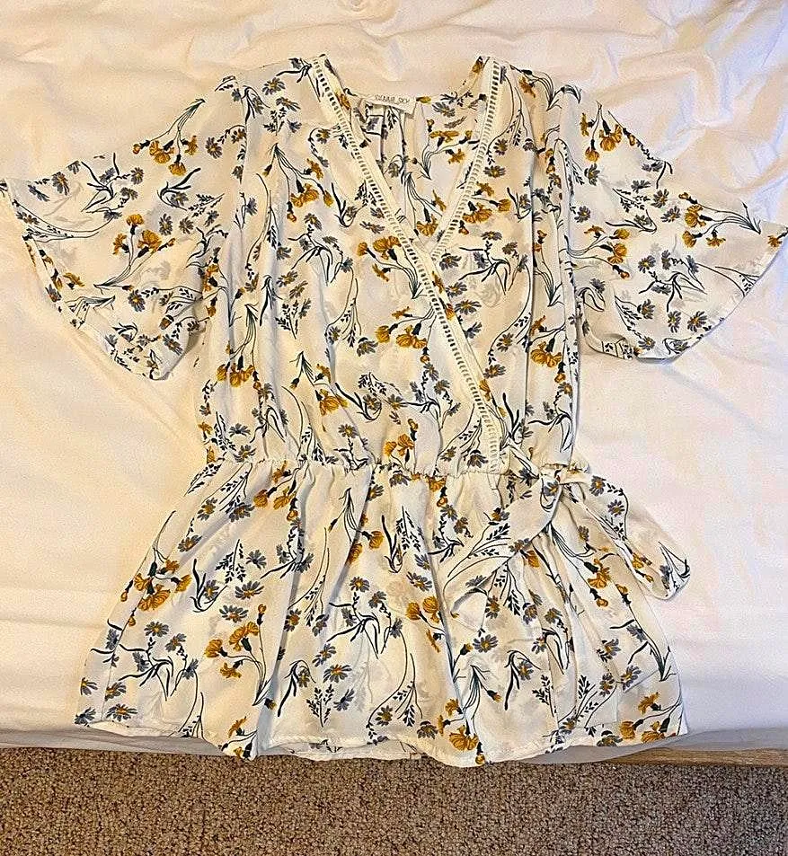 Sienna Sky Floral Wrap Top - Image 2