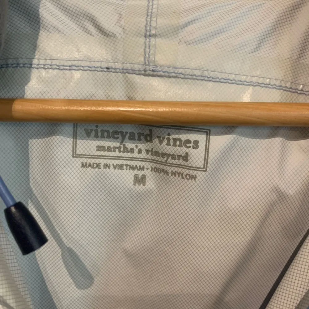 Vineyard Vines Raincoat - Image 4