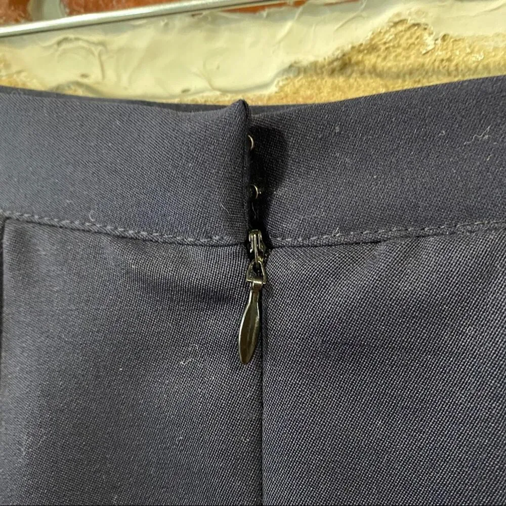 Vintage Burberry Navy Blue Pencil Skirt sz 8 Burberry Pencil Skirt - Image 4