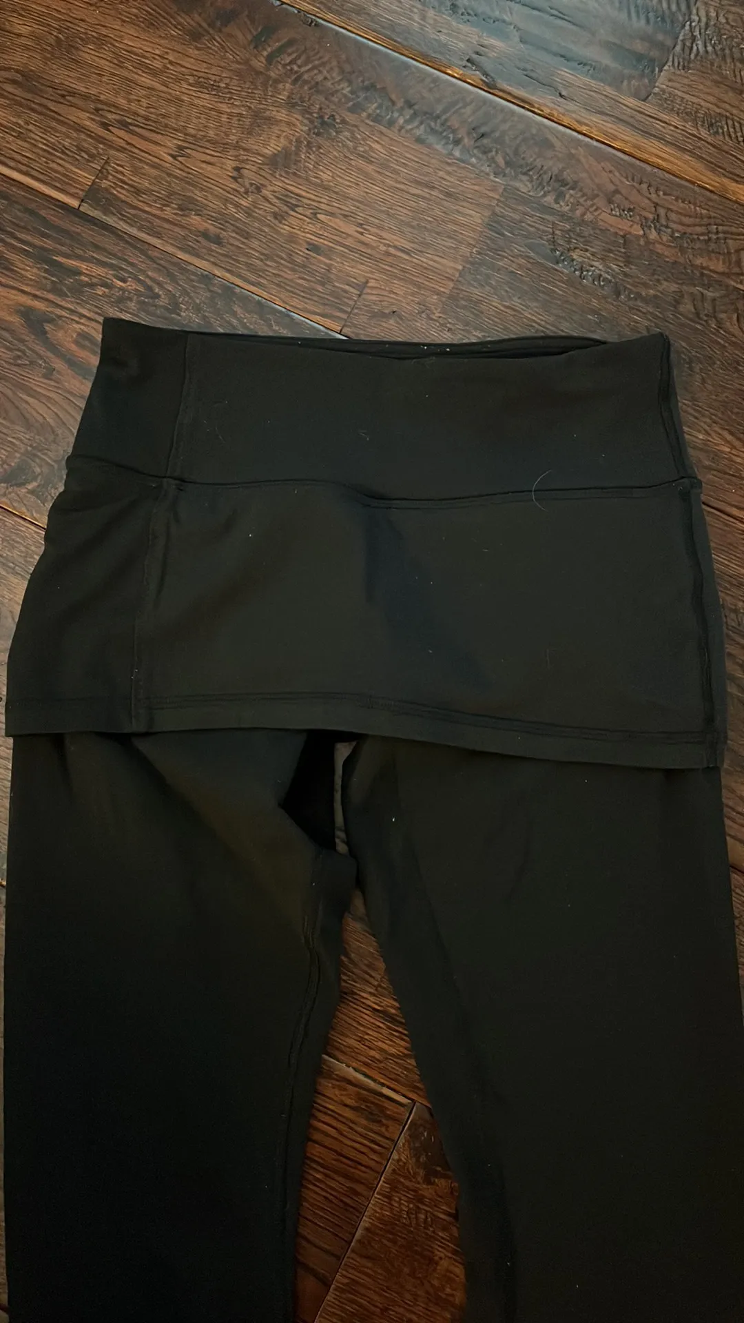 Lululemon Skirted Capri Leggings - Image 2