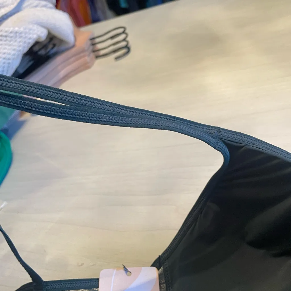 Lively Emerald Green Mesh Women's Bra Size L - Image 4