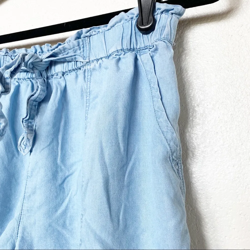 Aerie Ruffle Elastic Waist Lyocell Shorts Size Small - Image 2